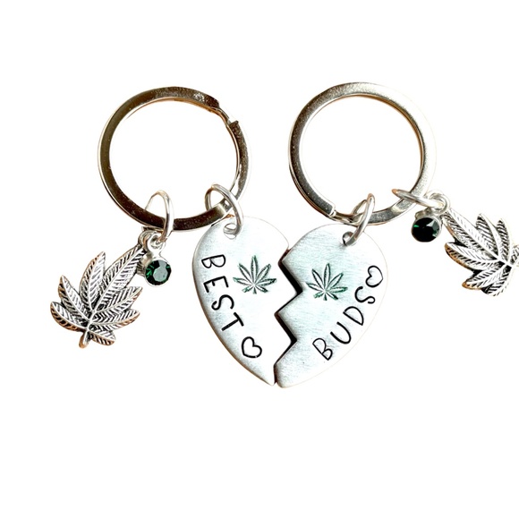 Best Buds Keychain - Best Buds - Pot Leaf Keychain - Best Buds Gift - Bff Gift - Picture 2 of 3